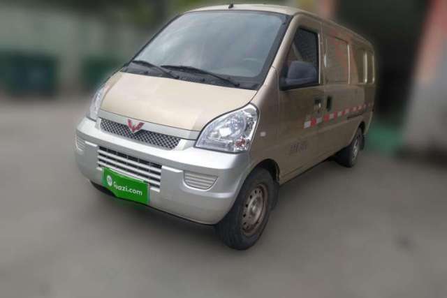Used Wuling Rongguang EV 2022 Basic Model Enclosed-Window Vehicle with 2 Seats Equipped with Penghui Battery