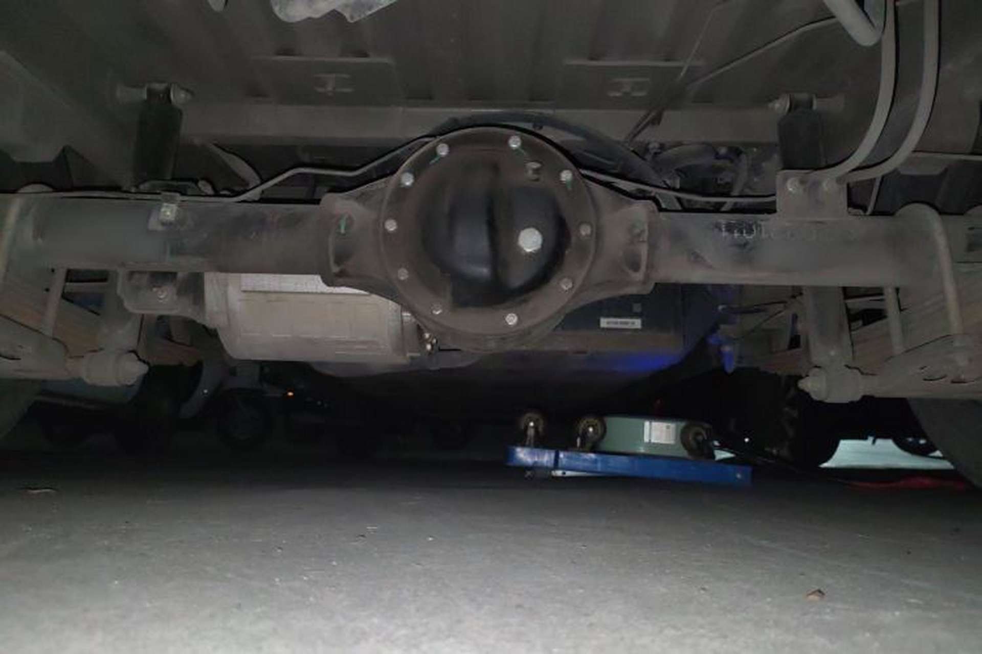 Used Wuling Rongguang EV 2022 Basic Passenger Bus Powered by Penghui Battery Chassis Rear