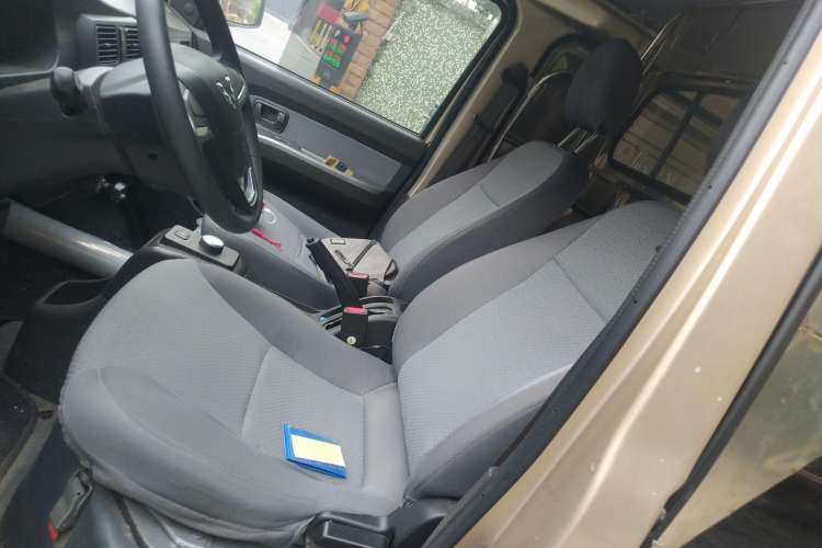 Used Wuling Rongguang EV 2022 Basic Model Enclosed-Window Vehicle with 2 Seats Equipped with Penghui Battery Left Front Seat
