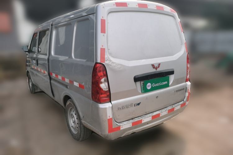 Used Wuling Rongguang EV 2022 Base Model Enclosed-Window Vehicle with 5 Seats Powered by Penghui Battery Rear Left 45 Deg