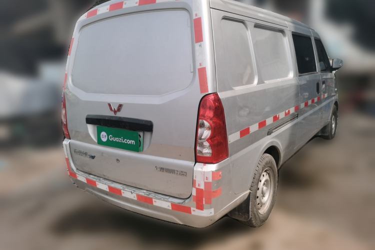 Used Wuling Rongguang EV 2022 Base Model Enclosed-Window Vehicle with 5 Seats Powered by Penghui Battery Rear Right 45 Deg