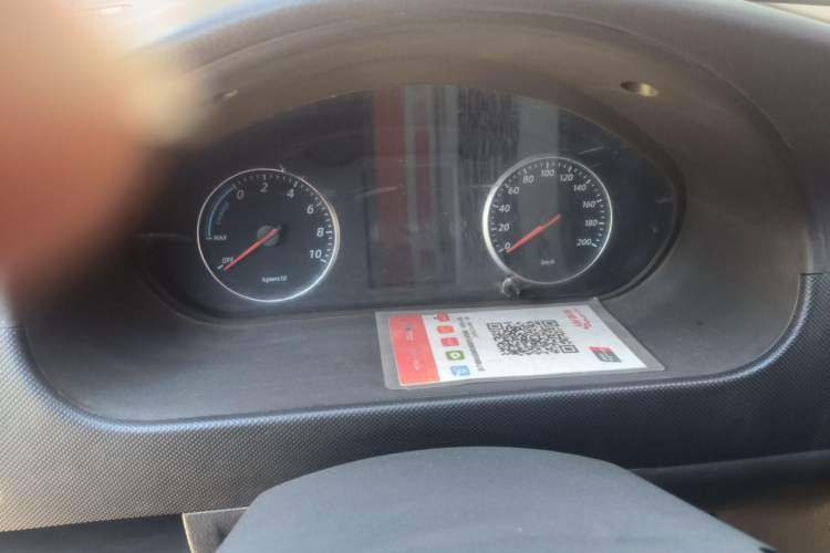Used Wuling Rongguang EV  Odometer Close Up