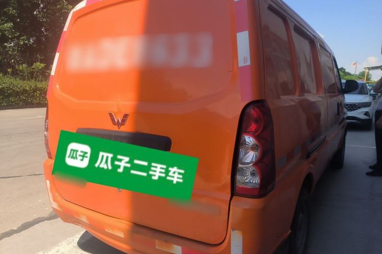 Used Wuling Rongguang EV  Rear Right 45 Deg