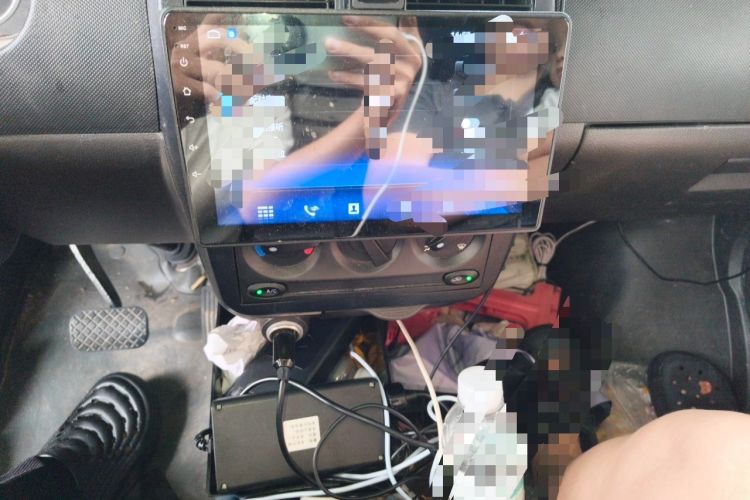 Used Wuling Rongguang EV 2022 Basic Passenger Bus Powered by Penghui Battery Audio And AC Panel