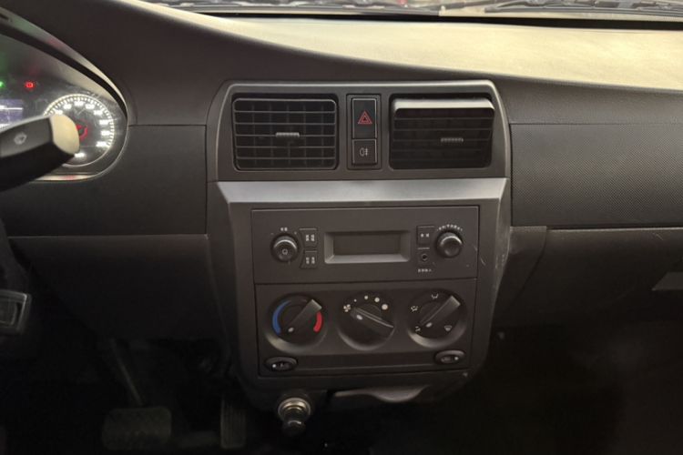 Used Wuling Rongguang EV 2022 Basic Passenger Bus Powered by Penghui Battery Audio And AC Panel