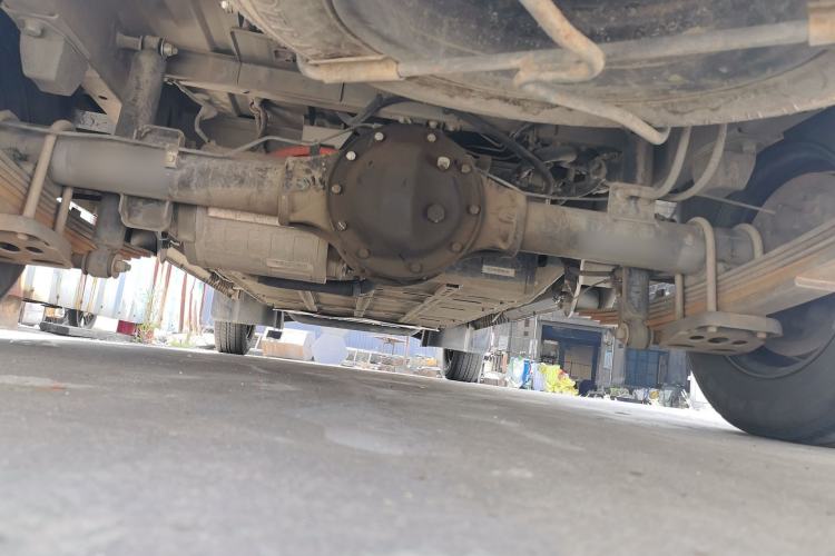 Used Wuling Rongguang EV 2022 Basic Passenger Bus Powered by Penghui Battery Chassis Rear
