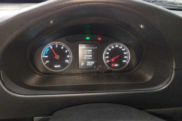 Used Wuling Rongguang EV 2022 Basic Passenger Bus Powered by Penghui Battery Instrument Cluster