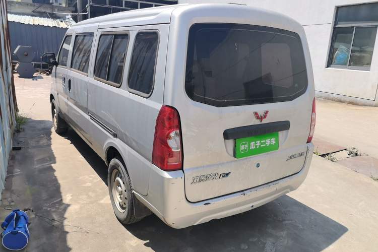 Used Wuling Rongguang EV 2022 Basic Passenger Bus Powered by Penghui Battery Rear Left 45 Deg