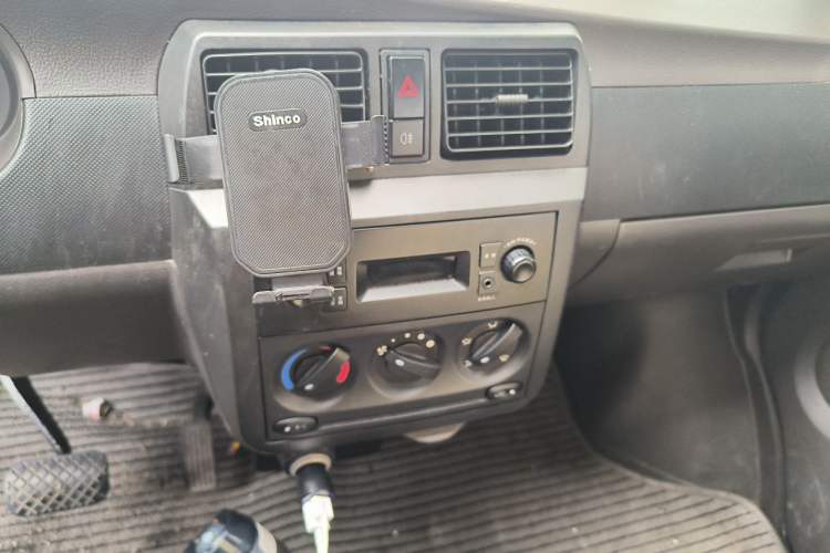 Used Wuling Rongguang EV 2022 Basic Passenger Bus Powered by Penghui Battery Audio And AC Panel