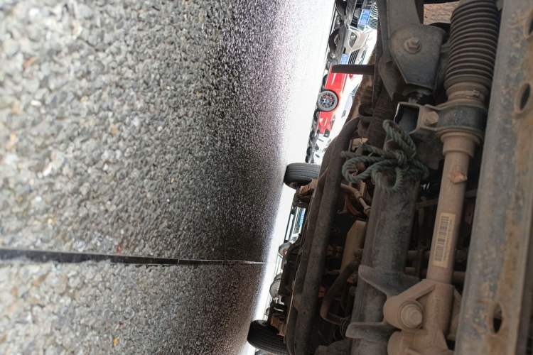 Used Wuling Rongguang EV 2022 Basic Model Enclosed-Window Vehicle with 2 Seats Equipped with Penghui Battery Chassis Front