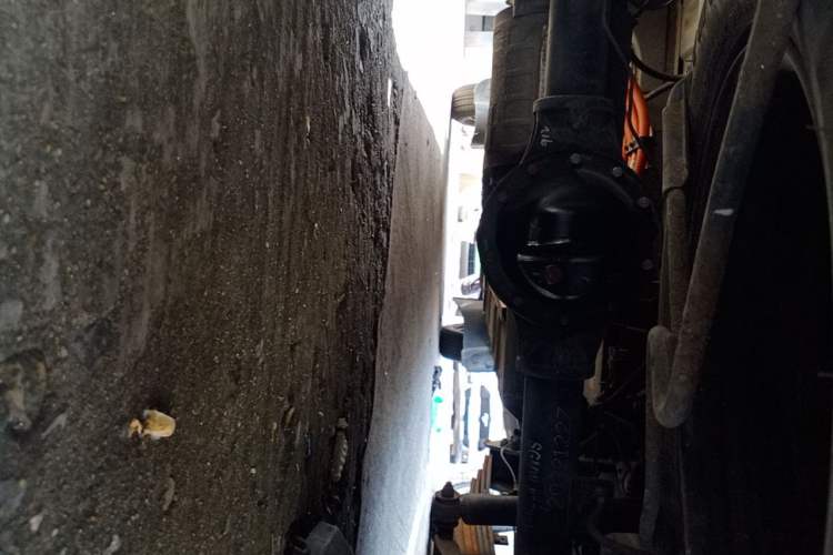 Used Wuling Rongguang EV 2022 Basic Passenger Bus Powered by Penghui Battery Chassis Rear