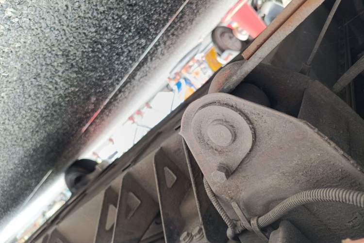 Used Wuling Rongguang EV 2022 Basic Model Enclosed-Window Vehicle with 2 Seats Equipped with Penghui Battery Chassis Rear Right