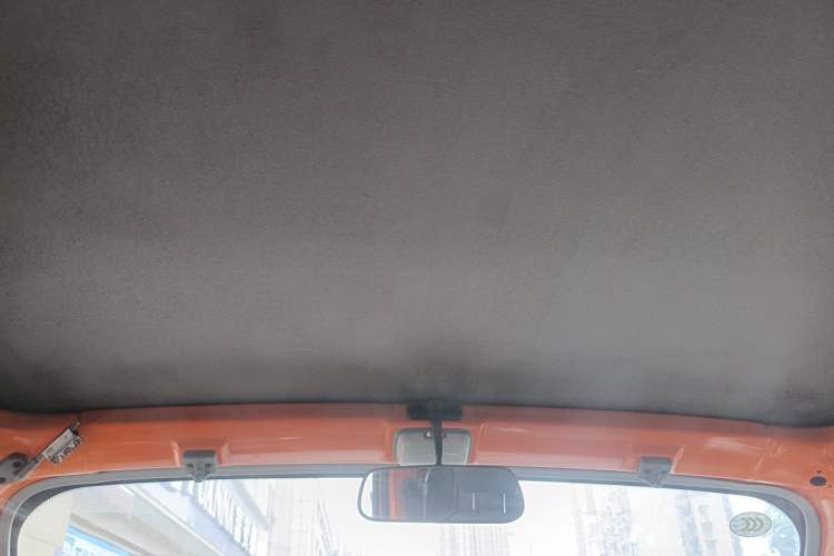 Used Wuling Rongguang EV 2022 Basic Model Enclosed-Window Vehicle with 2 Seats Equipped with Penghui Battery Headliner