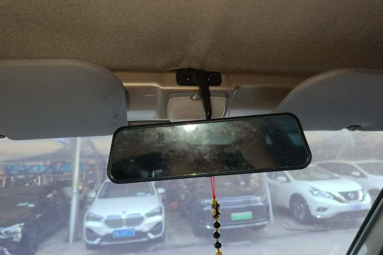 Used Wuling Rongguang EV 2022 Base Model Enclosed Cabin Vehicle 2 Seats CATL Headliner
