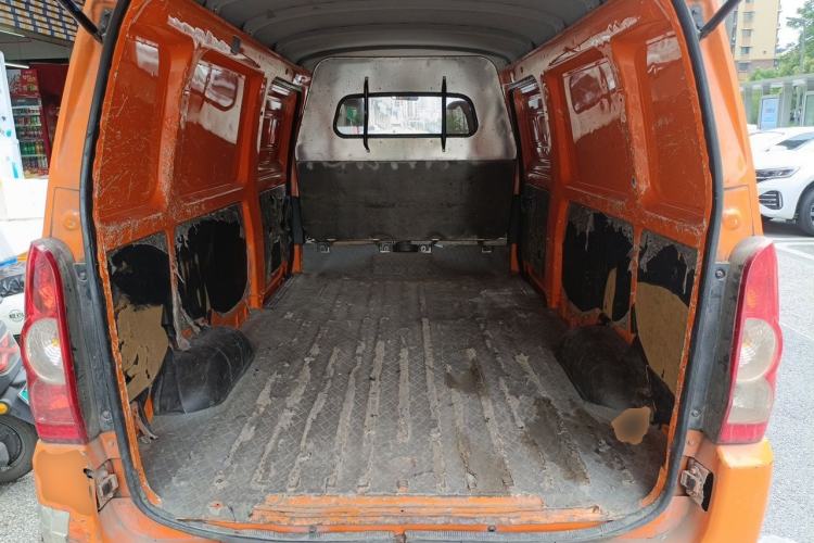 Used Wuling Rongguang EV 2022 Basic Model Enclosed-Window Vehicle with 2 Seats Equipped with Penghui Battery Left Rear Seat