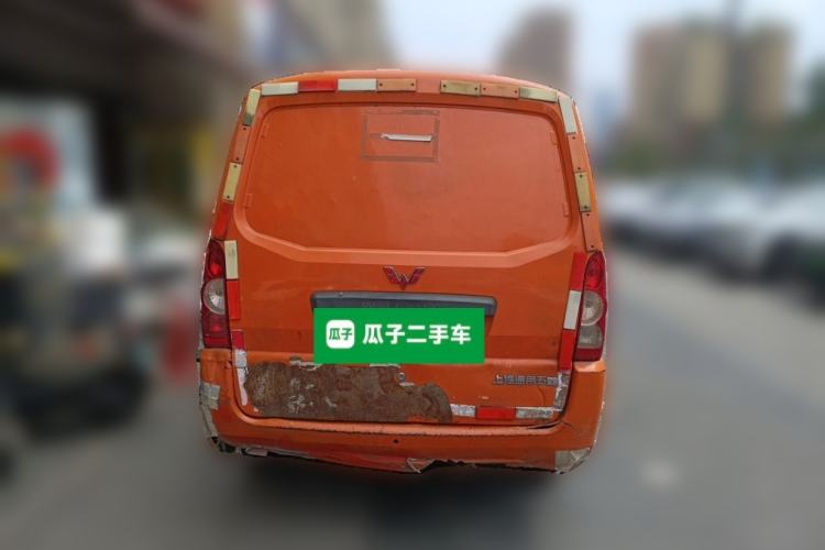 Used Wuling Rongguang EV 2022 Basic Model Enclosed-Window Vehicle with 2 Seats Equipped with Penghui Battery Rear