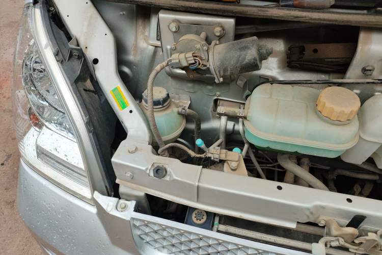 Used Wuling Rongguang EV 2023 Base Model Passenger Bus with Huating Battery Engine Bay Right
