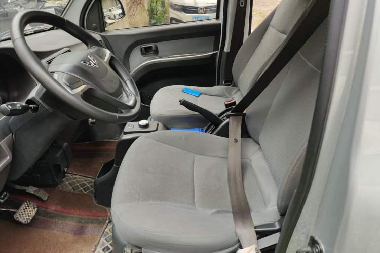 Used Wuling Rongguang EV 2023 Base Model Passenger Bus with Huating Battery Left Front Seat