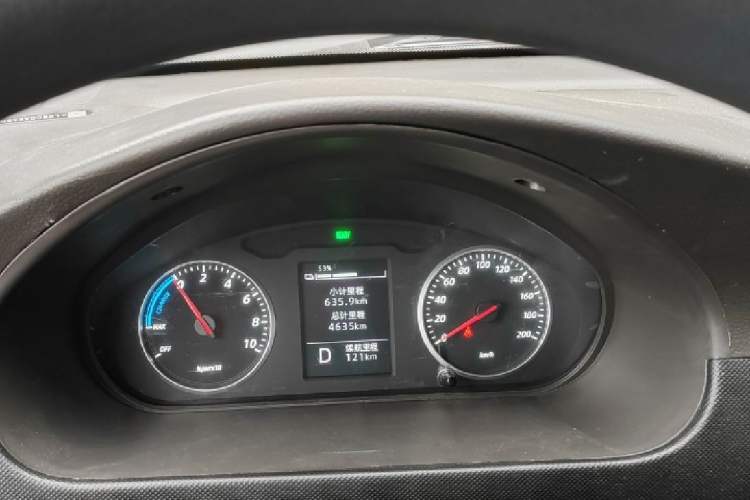 Used Wuling Rongguang EV 2023 Base Model Enclosed-Window Vehicle with 2 Seats Powered by Huating Battery Odometer Close Up