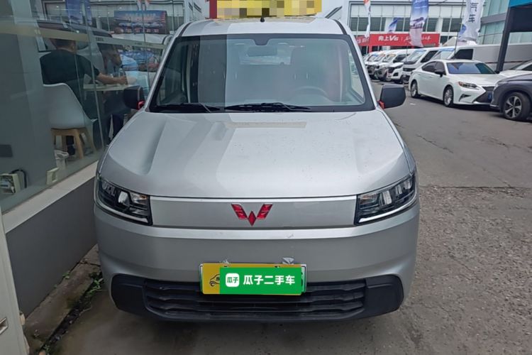 Used Wuling Rongguang EV 2026 Model 310km Standard Bus Version Front