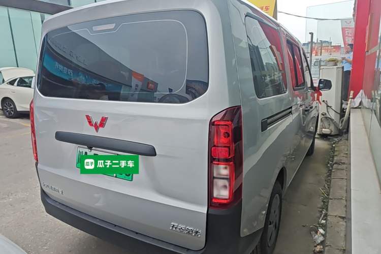 Used Wuling Rongguang EV 2026 Model 310km Standard Bus Version Rear Right 45 Deg