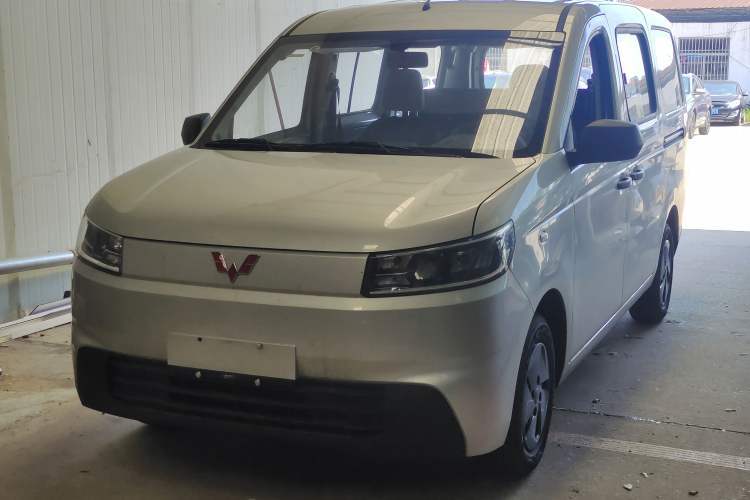 Used Wuling Rongguang EV 2026 Model 310km Standard Bus Version Guazi used car, China used car export, Used car for sale, Used  cars, Cheapest cars for sale