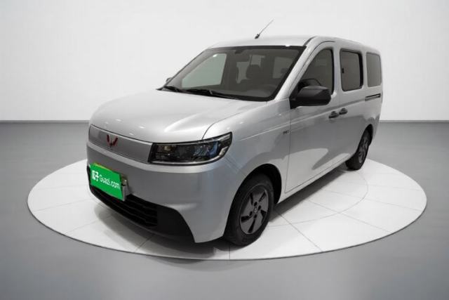 Wuling Rongguang EV 2026 Model 310km Standard Bus Version с пробегом