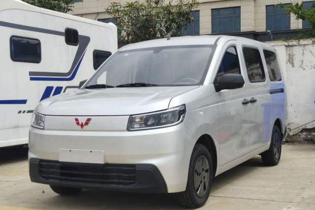 Used Wuling Rongguang EV 2026 Model 310km Standard Bus Version