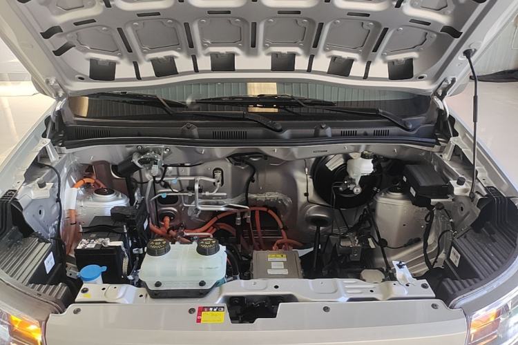Used Wuling Rongguang EV 2026 Model 310km Standard Bus Version Engine Bay