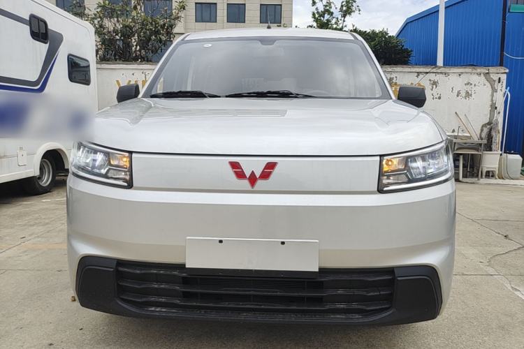 Used Wuling Rongguang EV 2026 Model 310km Standard Bus Version Front