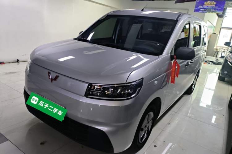Wuling Rongguang EV 2026 Model 310km Standard Bus Version