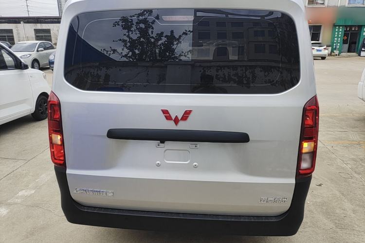 Used Wuling Rongguang EV 2026 Model 310km Standard Bus Version Rear