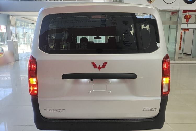Used Wuling Rongguang EV 2026 Model 310km Standard Bus Version Rear