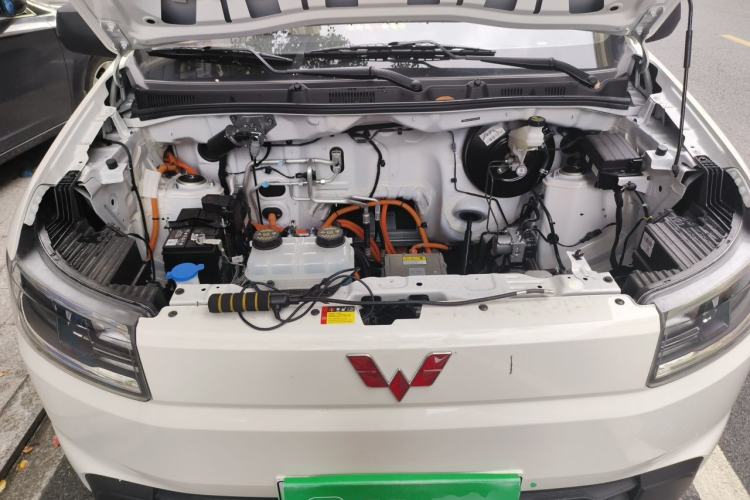 Used Wuling Rongguang EV 2026 Model 310km Standard Bus Version Engine Bay