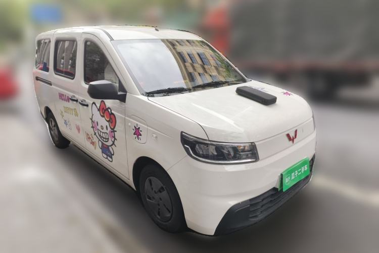 Used Wuling Rongguang EV 2026 Model 310km Standard Bus Version Front Right 45 Deg