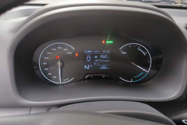 Used Wuling Rongguang EV 2026 Model 310km Standard Bus Version Instrument Cluster
