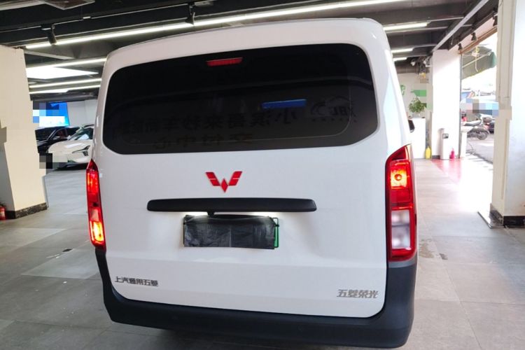Used Wuling Rongguang EV 2026 Model 310km Standard Bus Version Rear
