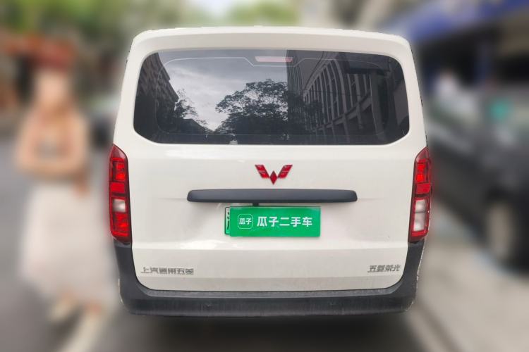 Used Wuling Rongguang EV 2026 Model 310km Standard Bus Version Rear