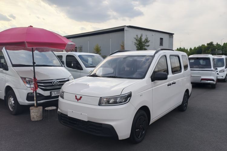 Used Wuling Rongguang EV 2026 Model 310km Standard Bus Version Guazi used car, China used car export, Used car for sale, Used cars, Cheapest cars for sale