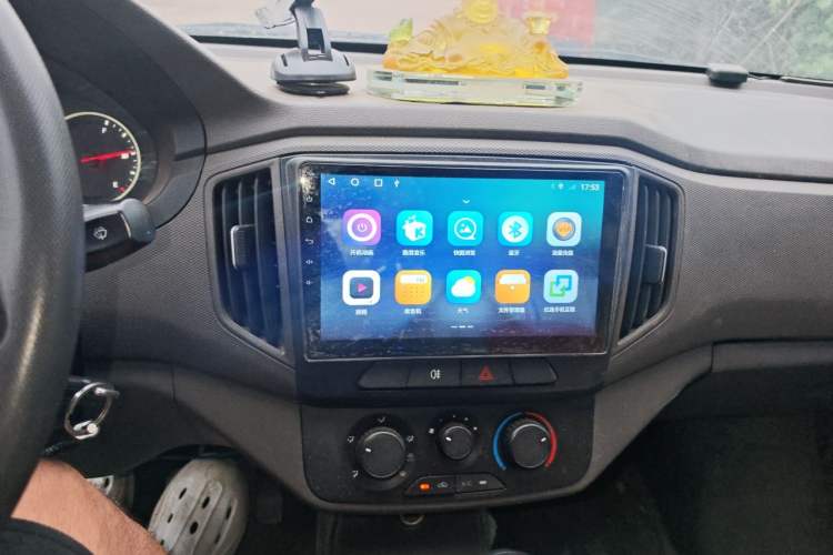 Used Wuling Rongguang New Truck 2018 1.5L Double-Cab L3C Audio And AC Panel