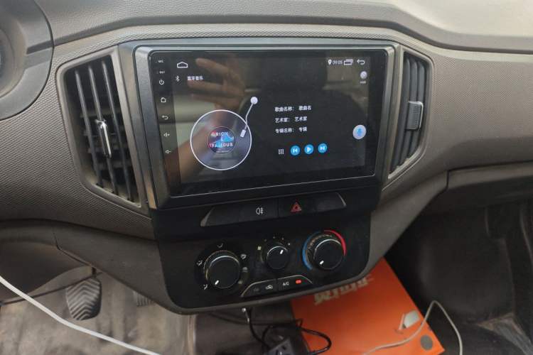 Used Wuling Rongguang New Truck 2018 1.5L Single-Row L3C Audio And AC Panel