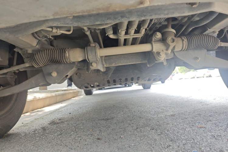Used Wuling Rongguang New Truck 2018 1.5L Single-Row L3C Chassis Front