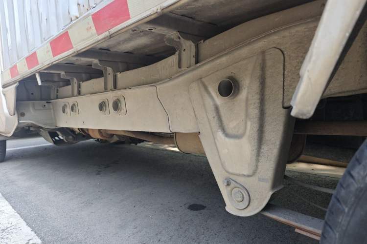 Used Wuling Rongguang New Truck 2018 1.5L Single-Row L3C Chassis Rear Left