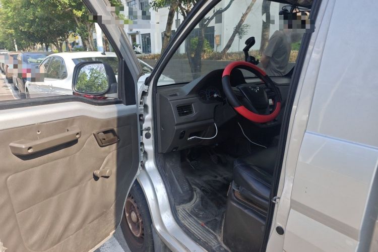 Used Wuling Rongguang New Truck 2018 1.5L Single-Row L3C Driver Seat