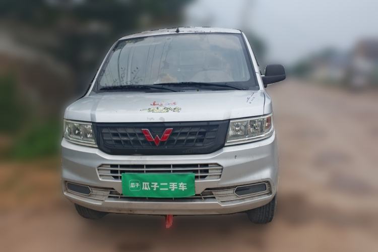 Used Wuling Rongguang New Truck 2018 1.5L Double-Cab L3C Front