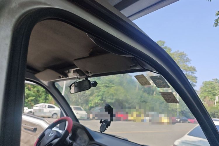 Used Wuling Rongguang New Truck 2018 1.5L Single-Row L3C Headliner