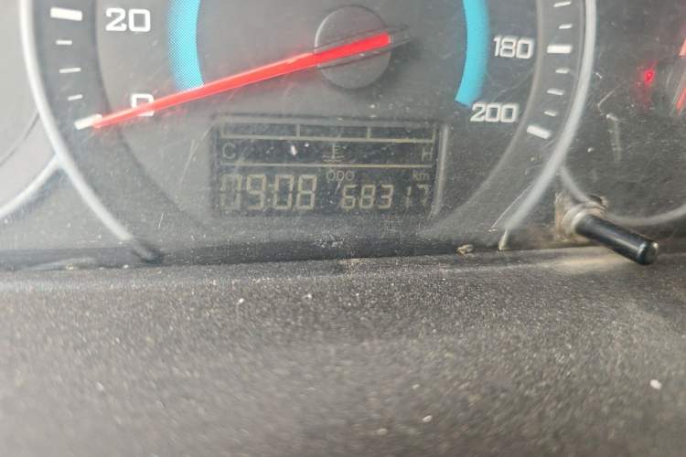 Used Wuling Rongguang New Truck 2018 1.5L Single-Row L3C Odometer Close Up