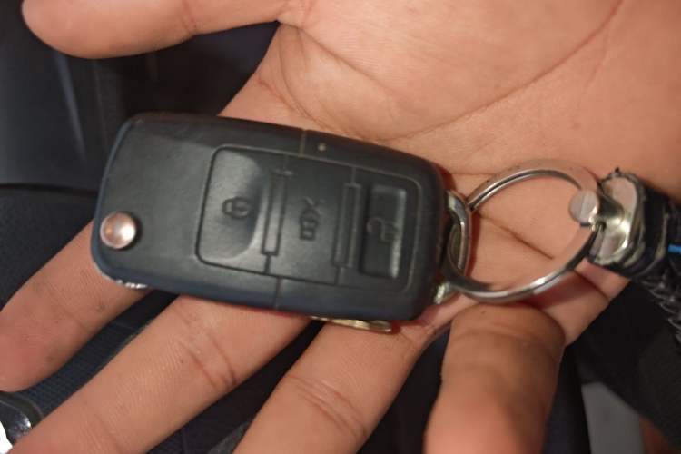 Used Wuling Rongguang New Truck 2018 1.5L Double-Cab L3C Vehicle Key
