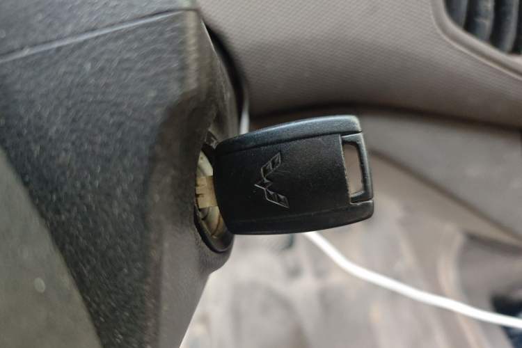 Used Wuling Rongguang New Truck 2018 1.5L Single-Row L3C Vehicle Key