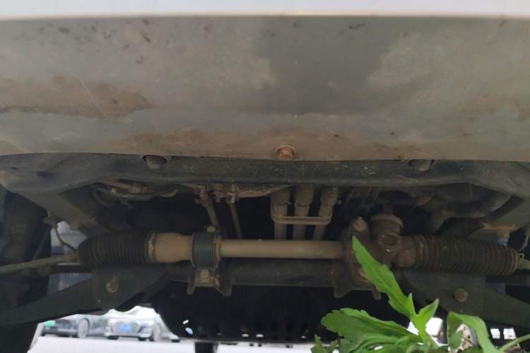 Used Wuling Rongguang New Truck 2019 1.8L Double-Cab China VI Standard LJ479Q6 Chassis Front